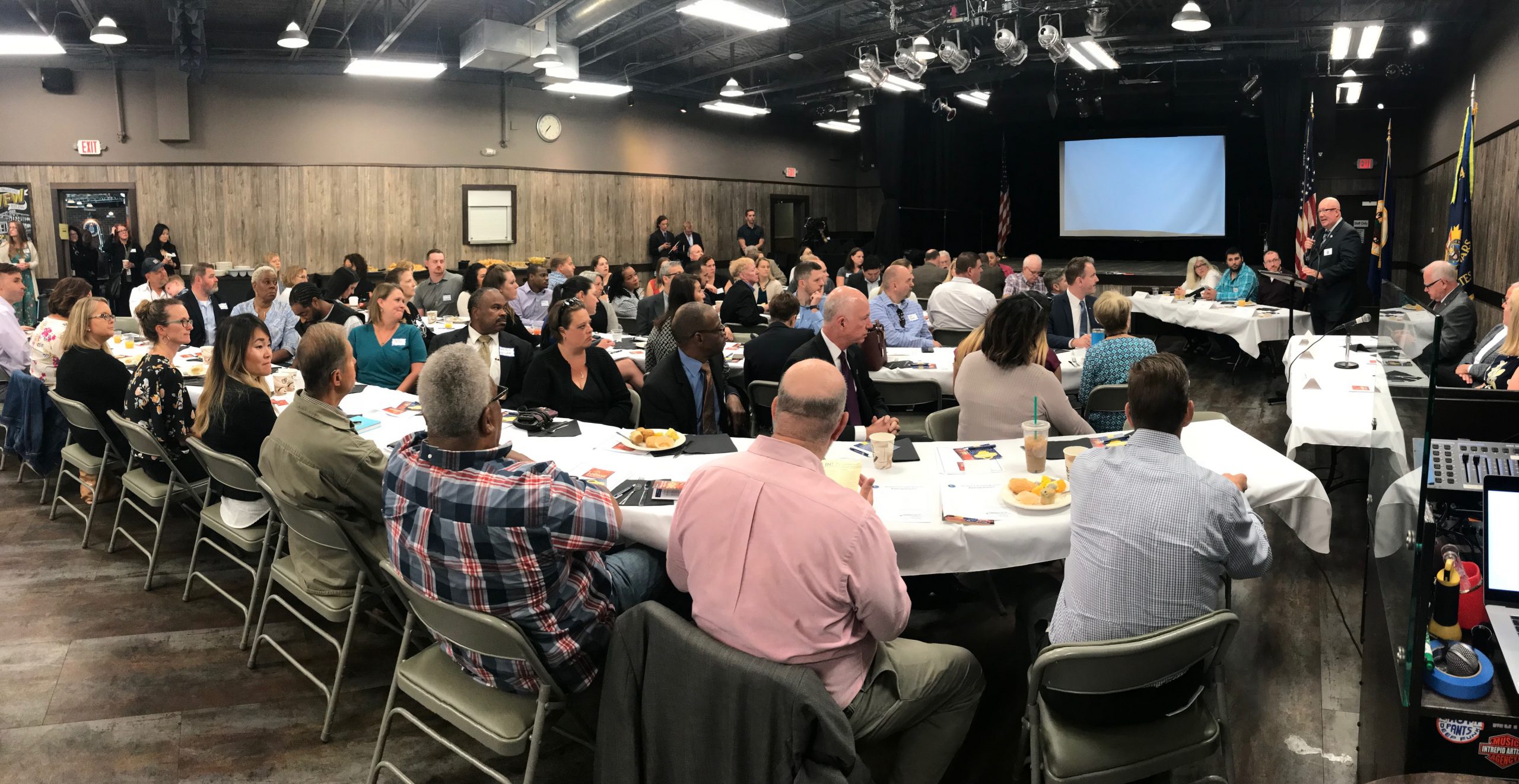 Gov. Tim Walz working with MACV and Uptown VFW at the landlord summit.